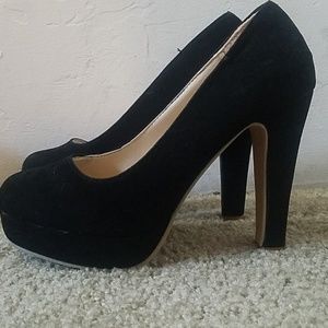 Velvet platform high heel